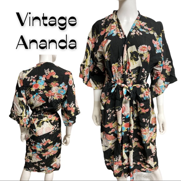 Ananda Design Other - Vintage Ananda lightweight Belted Robe Kimono Size M black & pink geisha design